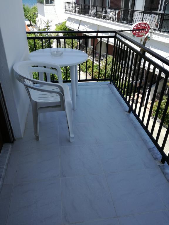 Arleta'S Sunny Guesthouse Принос Екстериор снимка